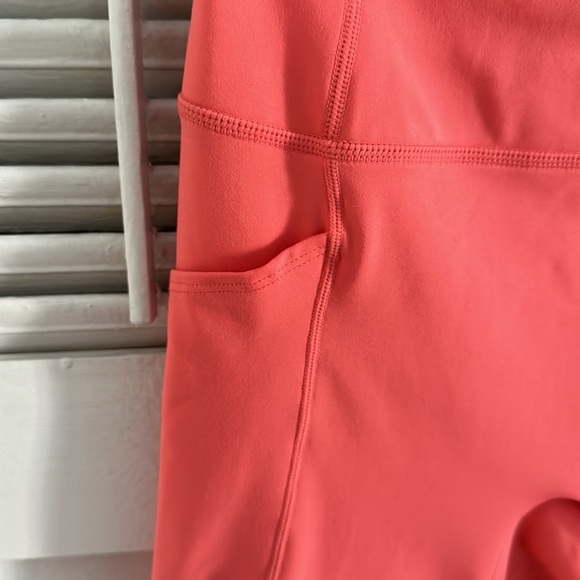 Le ORE Coral Leggings with Pockets, Size Small - Picture 4 of 5